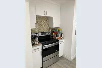 2440 NW 31st Ave, Fort Lauderdale, FL 33311 - Photo 4