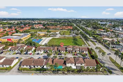 18615 NW 84th Pl #104-1, Hialeah, FL 33015 - Photo 34