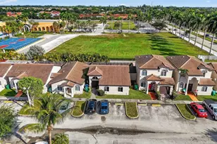 18615 NW 84th Pl., Hialeah, FL 33015 - Photo 32