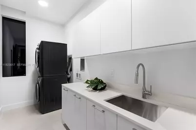 3551 Crystal Ct, Miami, FL 33133 - Photo 38