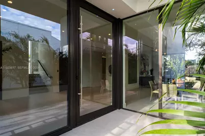 3551 Crystal Ct, Miami, FL 33133 - Photo 8