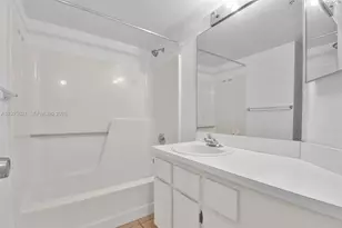 10501 W Broward Blvd, Plantation, FL 33324 - Photo 12