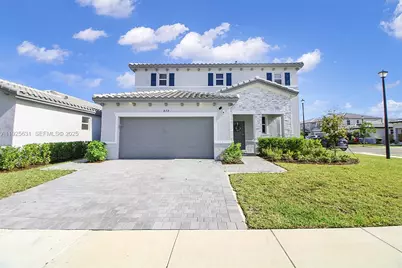 879 SE 26th Ter, Homestead, FL 33035 - Photo 2