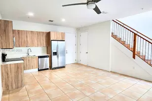 460 NE 35th Ct, Oakland Park, FL 33334 - Photo 4