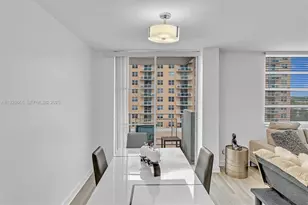 430 Golden Isles Dr, Hallandale Beach, FL 33009 - Photo 24