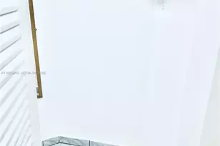 6801 Harding Ave, Miami Beach, FL 33141 - Photo 26