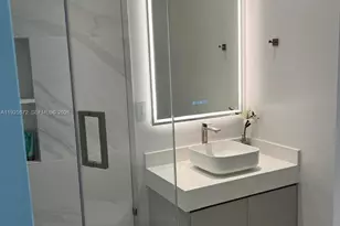 31 SE 5th St, Miami, FL 33131 - Photo 20