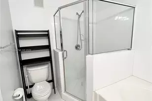 8940 NE 8th Ave, Miami, FL 33138 - Photo 4