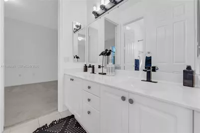 13890 SW 41st St, Davie, FL 33330 - Photo 58