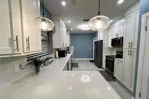 1140 NE 204th St, Miami, FL 33179 - Photo 4