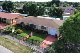 1140 NE 204th St, Miami, FL 33179 - Photo 42