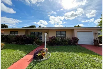 1140 NE 204th St, Miami, FL 33179 - Photo 36