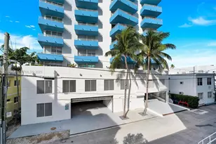 225 Collins Ave, Miami Beach, FL 33139 - Photo 46