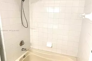 2080 W Preserve Way, Miramar, FL 33025 - Photo 10