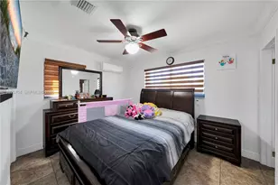 9940 SW 72nd St, Miami, FL 33173 - Photo 18