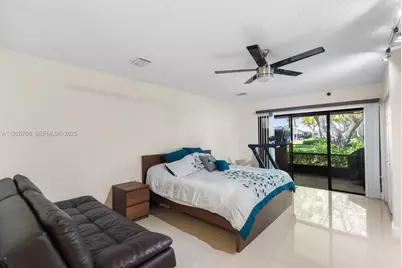 371 Fairway Cir #56, Weston, FL 33326 - Photo 6