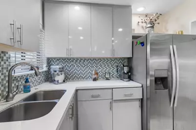 371 Fairway Cir #56, Weston, FL 33326 - Photo 22