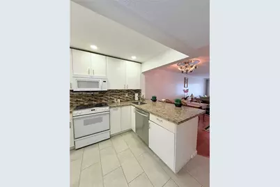 2081 S Ocean Dr #308, Hallandale Beach, FL 33009 - Photo 4