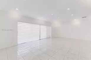 8212 NW 8th Pl, Plantation, FL 33324 - Photo 12