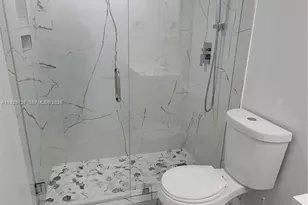 7601 E Treasure Dr, North Bay Village, FL 33141 - Photo 16