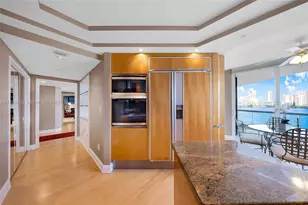 2600 Island Blvd, Aventura, FL 33160 - Photo 12