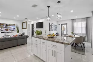 2256 Simms St, Hollywood, FL 33020 - Photo 6