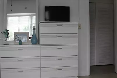 1300 N Ocean Blvd #111, Pompano Beach, FL 33062 - Photo 6