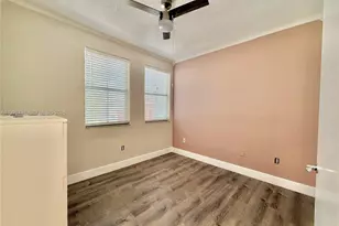 10866 NW 51st Ln, Doral, FL 33178 - Photo 14