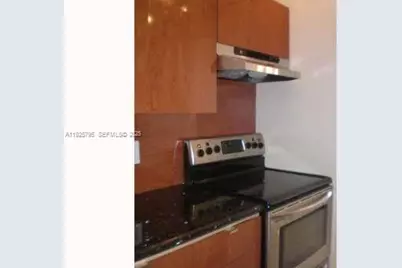2020 NE 135th St #1010, North Miami, FL 33181 - Photo 2