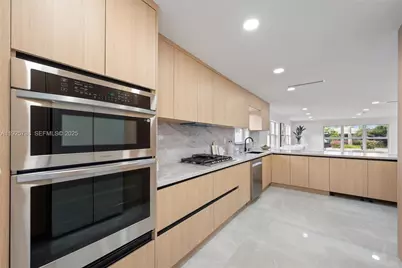 1218 Lincoln St, Hollywood, FL 33019 - Photo 8