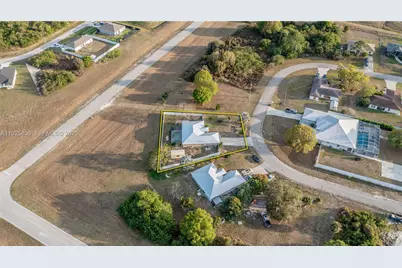7049 Tide Circle, Labelle, FL 33935 - Photo 30