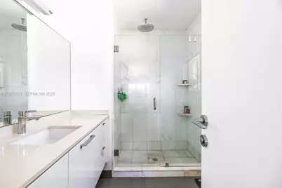 501 NE 51st St #0, Miami, FL 33137 - Photo 16