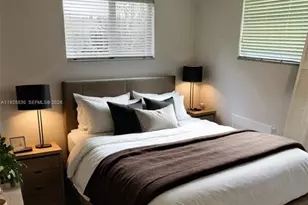 4177 NW 52nd Ave, Lauderdale Lakes, FL 33319 - Photo 8