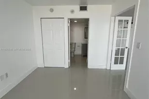 20505 E Country Club Dr, Aventura, FL 33180 - Photo 8