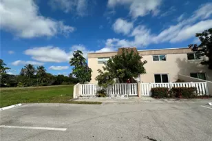 8091 NW 12th St, Margate, FL 33063 - Photo 2