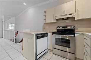 10101 W Okeechobee Rd, Hialeah Gardens, FL 33016 - Photo 18