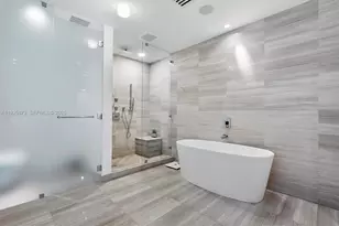 3250 NE 188th St, Aventura, FL 33180 - Photo 12