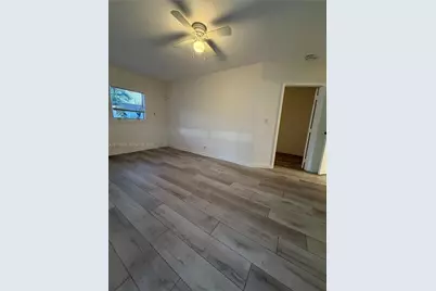 [Address not provided], West Palm Beach, FL 33407 - Photo 2