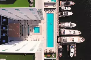 400 Sunny Isles Blvd, Sunny Isles Beach, FL 33160 - Photo 4