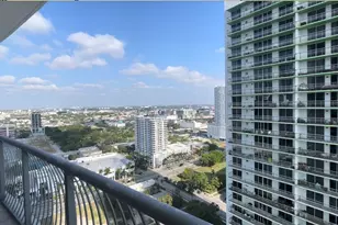 1750 N Bayshore Dr, Miami, FL 33132 - Photo 2