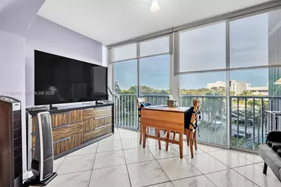 3850 Washington St #409, Hollywood, FL 33021 - Photo 8