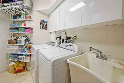 19333 E Collins Ave #1402, Sunny Isles Beach, FL 33160 - Photo 26