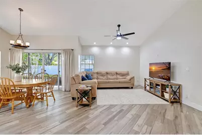 396 Bedford Ave, Weston, FL 33326 - Photo 20