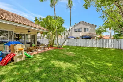 396 Bedford Ave, Weston, FL 33326 - Photo 42