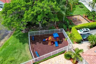 396 Bedford Ave, Weston, FL 33326 - Photo 56