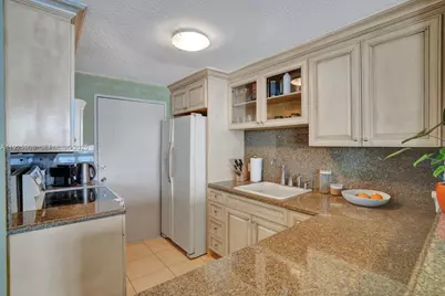 1228 West Ave #1002, Miami Beach, FL 33139 - Photo 16