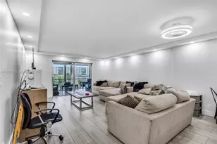 141 SE 3rd Ave, Dania Beach, FL 33004 - Photo 2