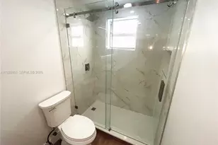 10300 Coral Wy, Miami, FL 33165 - Photo 20