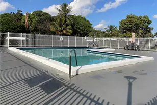 10300 Coral Wy, Miami, FL 33165 - Photo 18