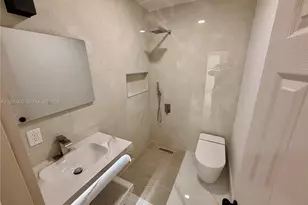 3527 NW 17th St, Miami, FL 33125 - Photo 10